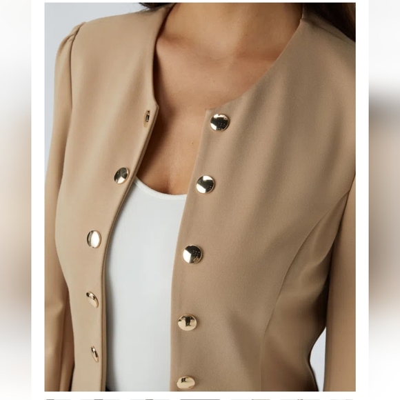 Round Neck Long Sleeve Decorative Button Slim Work Blazer - Picture 10 of 11